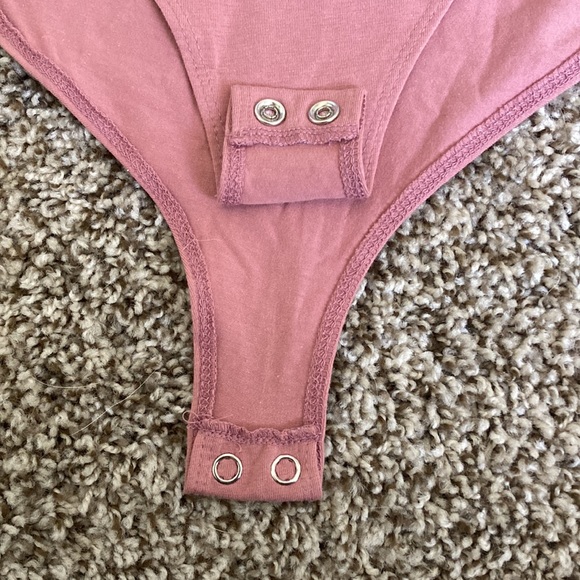 Forever 21 Mauve Bodysuit - Picture 5 of 6